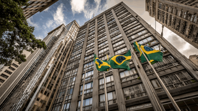 Prédio de banco (bc) em São Paulo representando a concentração bancária no Brasil