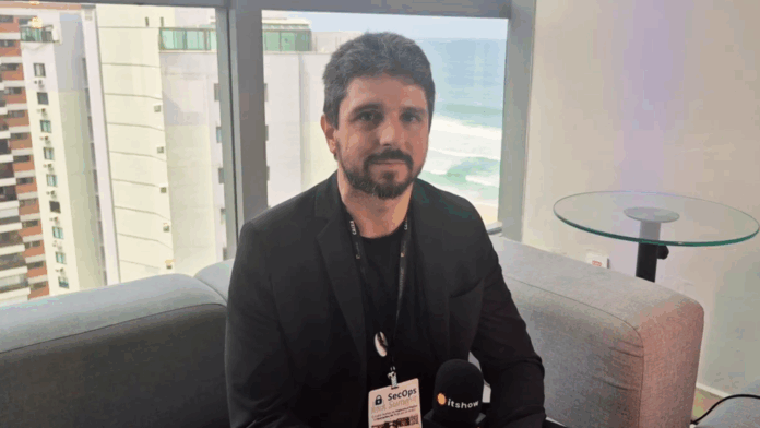Pro Soccer CEO fala sobre dados e inteligência artificial na gestão de clubes durante evento de tecnologia no Rio de Janeiro