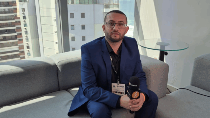 LGPD em foco: especialista da Adequa.SI discute governança de dados e proteção de informações na entrevista ao portal Itshow no SecOps Meetup Football 2025.